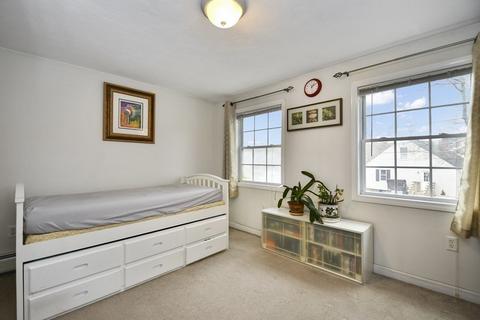 4 Atlas St, Worcester, MA 01604 photo 17