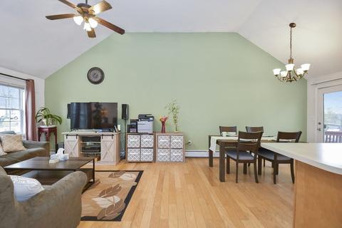 4 Atlas St, Worcester, MA 01604 photo 13
