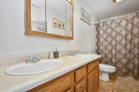 4 Atlas St, Worcester, MA 01604 photo 20