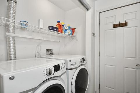 4 Atlas St, Worcester, MA 01604 photo 27