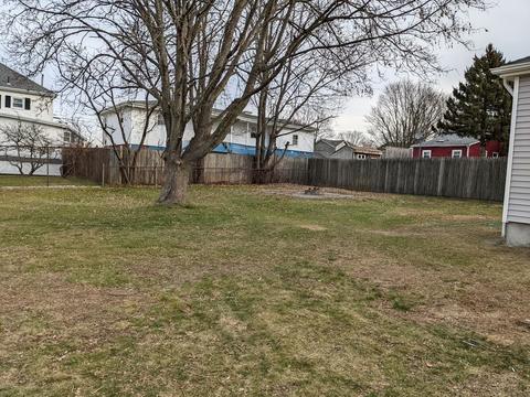 204 Sterling St, Fall River, MA 02721 photo 4