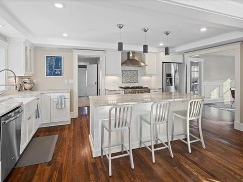 245 Central St, Hingham, MA 02043 photo 4
