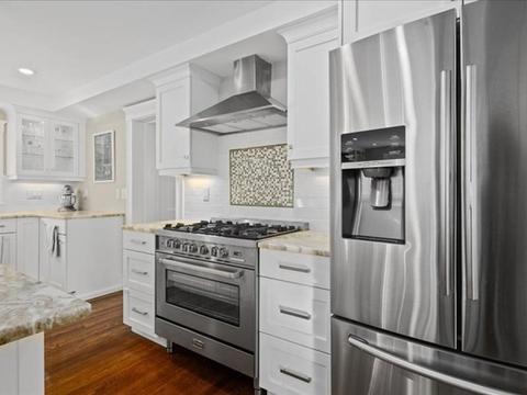 245 Central St, Hingham, MA 02043 photo 3