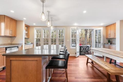 1 Bryant Ln, Dover, MA 02030 photo 4
