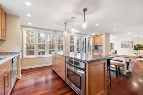 1 Bryant Ln, Dover, MA 02030 photo 3