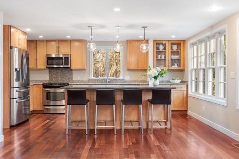 1 Bryant Ln, Dover, MA 02030 photo 7