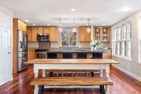 1 Bryant Ln, Dover, MA 02030 photo 6