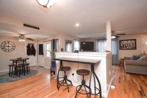79 Denwall Dr, Springfield, MA 01119 photo 9