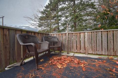 79 Denwall Dr, Springfield, MA 01119 photo 39