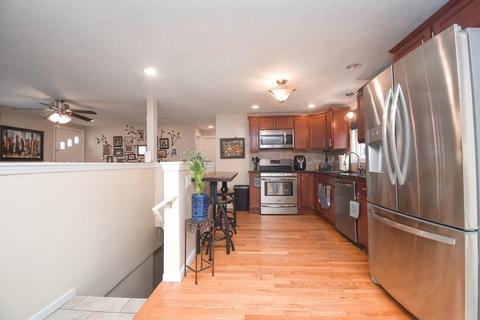79 Denwall Dr, Springfield, MA 01119 photo 5