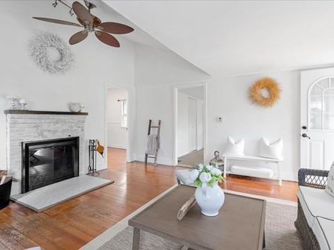 96 Hull St, Hingham, MA 02043 photo 6
