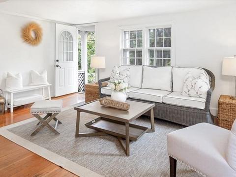 96 Hull St, Hingham, MA 02043 photo 5