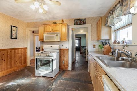 82 Freeman Ave, Everett, MA 02149 photo 28