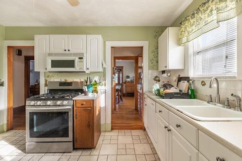 82 Freeman Ave, Everett, MA 02149 photo 13