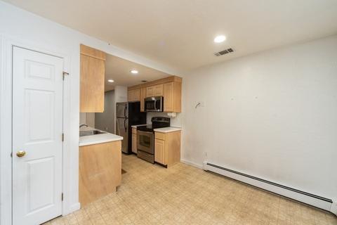 84 Walpole St #2A, Canton, MA 02021 photo 11