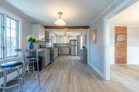 17 Pine St, Ware, MA 01082 photo 9
