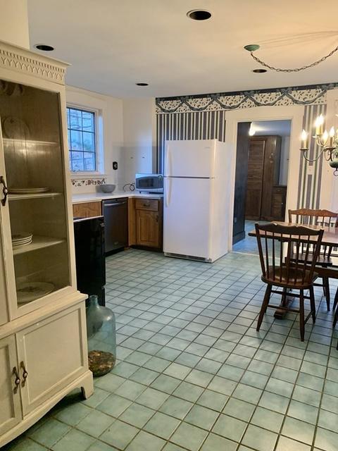 28 Wyoming Ave, Needham, MA 02492 photo 6