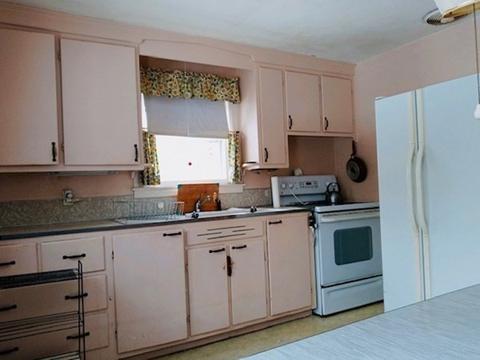 184 Winton St, Springfield, MA 01118 photo 3