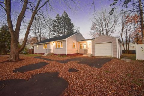 27 Northway Dr, Springfield, MA 01119 photo 1