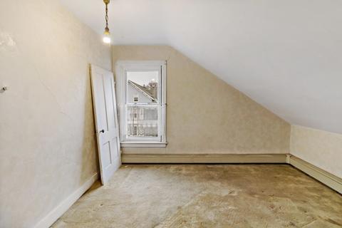85 Park Ave, Woonsocket, RI 02895 photo 36