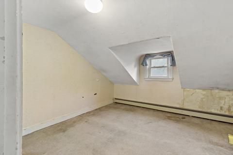 85 Park Ave, Woonsocket, RI 02895 photo 35