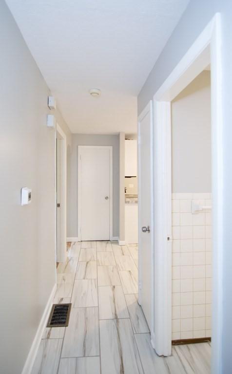 352 Stapleton Rd, Springfield, MA 01109 photo 17