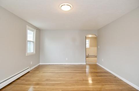 352 Stapleton Rd, Springfield, MA 01109 photo 16