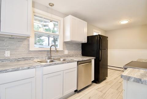 352 Stapleton Rd, Springfield, MA 01109 photo 7