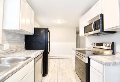 352 Stapleton Rd, Springfield, MA 01109 photo 8