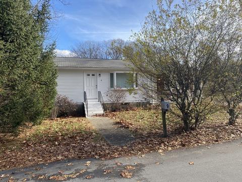 9 West Ave, Hudson, MA 01749 photo 2