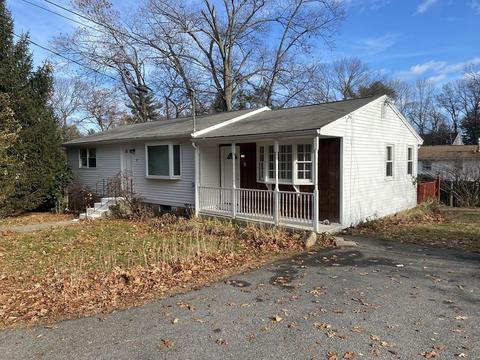 9 West Ave, Hudson, MA 01749 photo 1