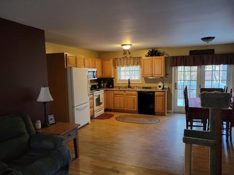 550 Harvard Ave, Athol, MA 01331 photo 2
