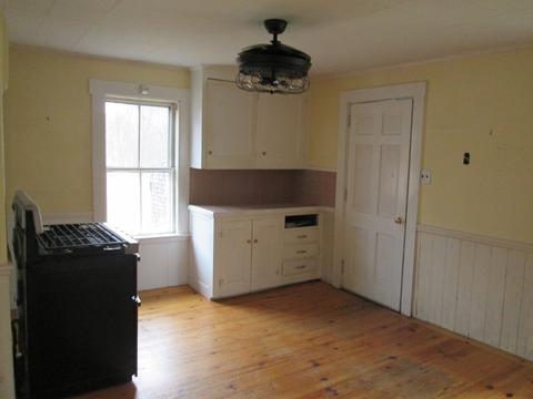 75 Pickering St, Danvers, MA 01923 photo 5