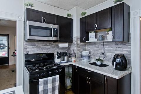 40 Cortland St, Springfield, MA 01109 photo 7