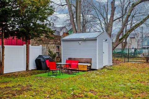 40 Cortland St, Springfield, MA 01109 photo 6