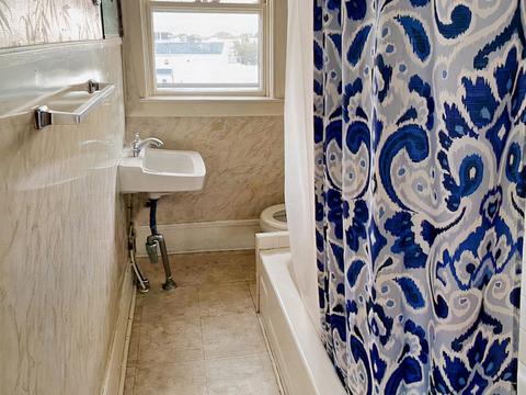 1007 Globe St, Fall River, MA 02724 photo 9