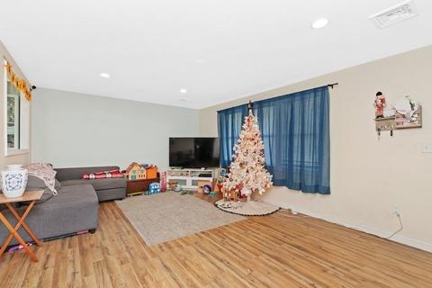 21 Parker Dr, Wareham, MA 02571 photo 5