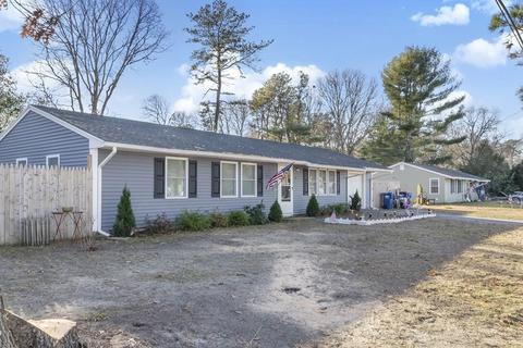 21 Parker Dr, Wareham, MA 02571 photo 2