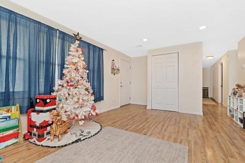 21 Parker Dr, Wareham, MA 02571 photo 4