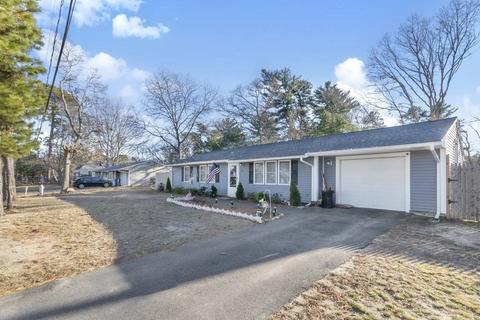 21 Parker Dr, Wareham, MA 02571 photo 1