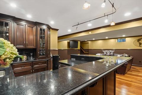 7 Darwin Ln, Walpole, MA 02081 photo 20
