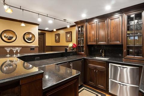 7 Darwin Ln, Walpole, MA 02081 photo 19