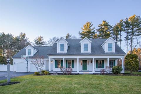 7 Darwin Ln, Walpole, MA 02081 photo 2