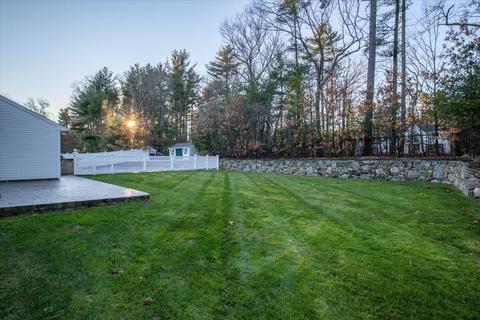 7 Darwin Ln, Walpole, MA 02081 photo 24