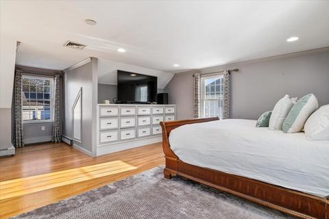 7 Darwin Ln, Walpole, MA 02081 photo 13