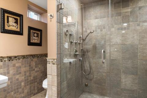 7 Darwin Ln, Walpole, MA 02081 photo 21