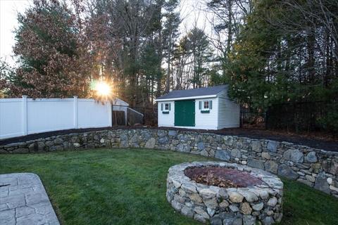 7 Darwin Ln, Walpole, MA 02081 photo 23