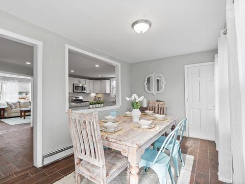 64 Maple St, Attleboro, MA 02703 photo 4