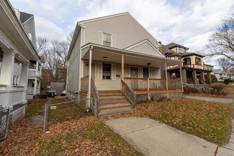 45 Forest Park Ave, Springfield, MA 01108 photo 2