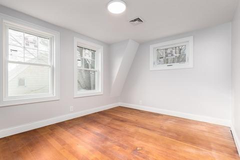 13 Maple St, Salisbury, MA 01952 photo 19